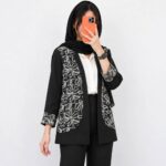 کت زنانه مجلسی کار شده کرپ بلند دوکینه، گلدوزی گل‌دار، یقه گرد، قد ۷۰ سانتی‌متر، فری سایز تا ۴۴ - تصویر 4
